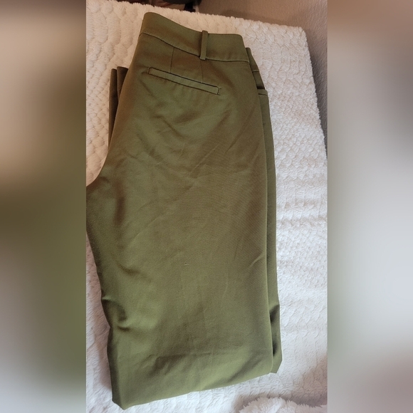 Worthington Curvy Fit Bootcut Trouser Pants size 6 EUC olive green - Picture 2 of 6